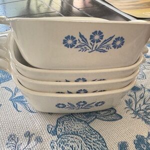 Corningware SET OF 4 Vintage White Petite Pans Blue Cornflower P41